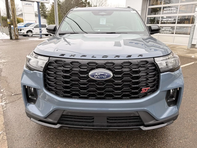 Ford Explorer ST PERFORMANCE 2026