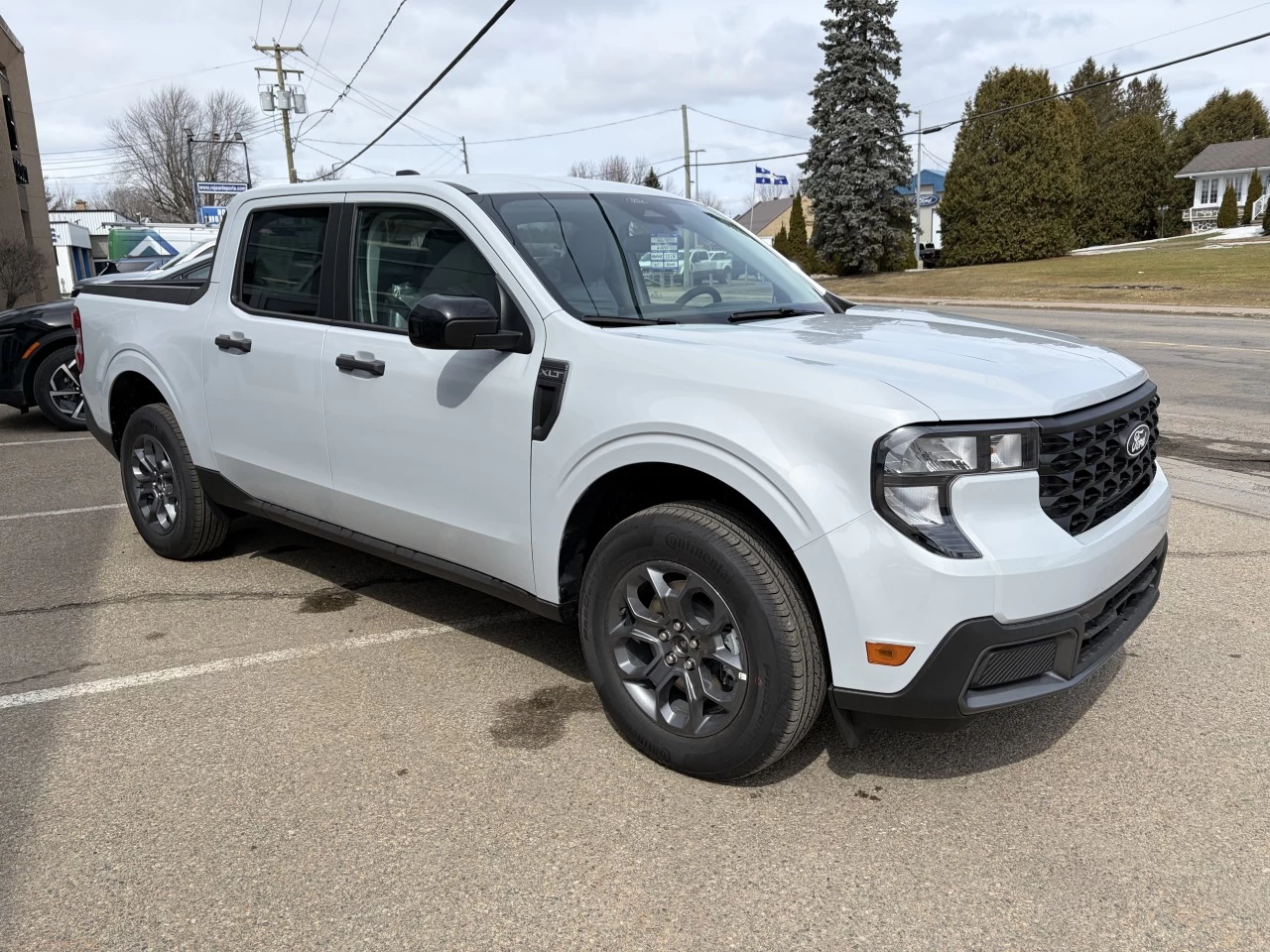 2026 Ford Maverick XLT AWD HYBRIDE ENSEMBLE REMORQUAGE 4K https://www.st-norbertford.com/resize/b990ff35b810a3abc0cc817b2ca24889-1