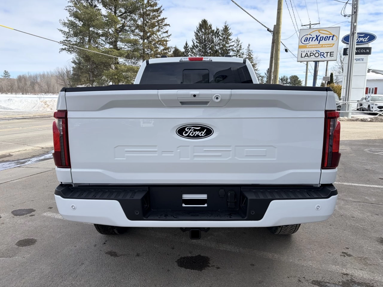 2026 Ford F-150 XLT https://www.st-norbertford.com/resize/b990ff35b810a3abc0cc817b2ca24889-1