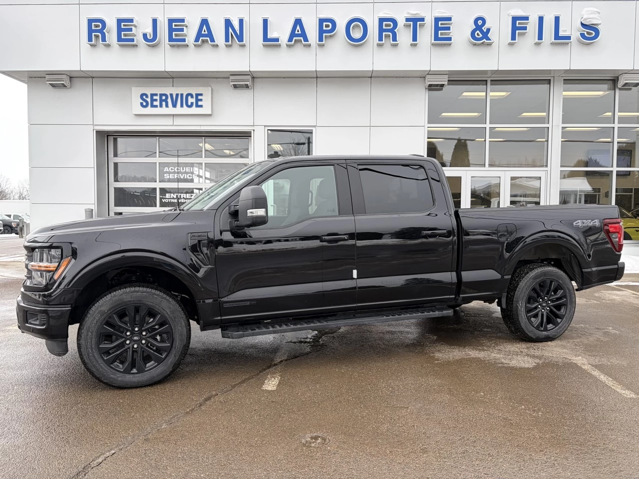 2026 Ford F-150 XLT 302A HEV ENSEMBLE REMORQUAGE SIÈGES CHAUFFANT https://www.st-norbertford.com/resize/b990ff35b810a3abc0cc817b2ca24889-1