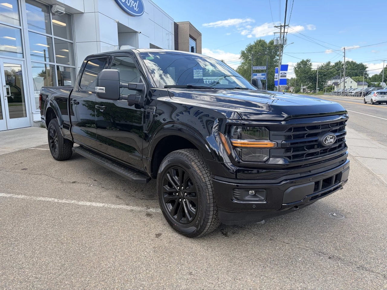 2026 Ford F-150 XLT https://www.st-norbertford.com/resize/b990ff35b810a3abc0cc817b2ca24889-1