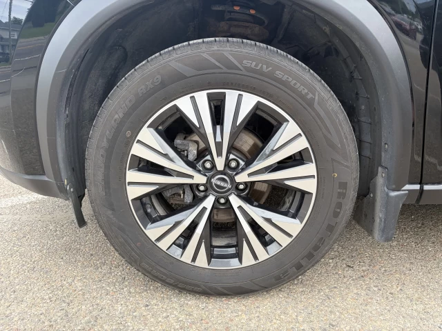 Nissan Rogue SV 2023
