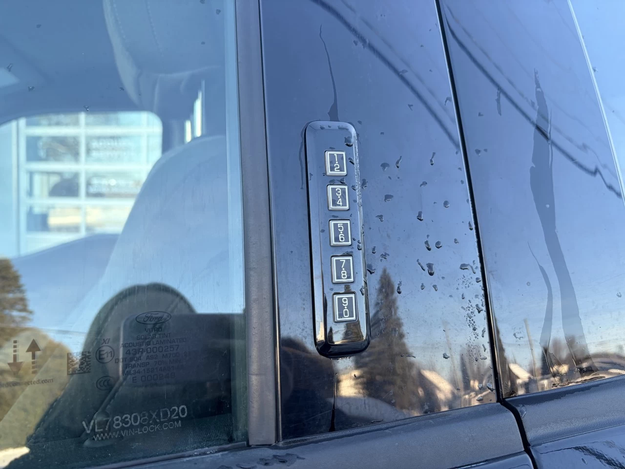 2021 Ford F-150 XLT 3.5L ECOBOOST, GENERATRICE 2KW, CREW, SIEGES CHAUFFANTS https://www.st-norbertford.com/resize/b990ff35b810a3abc0cc817b2ca24889-1