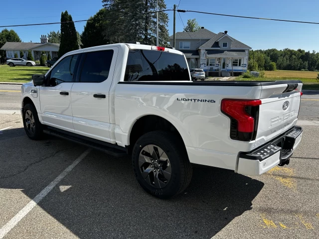 Ford F-150 Lightning XLT 2024