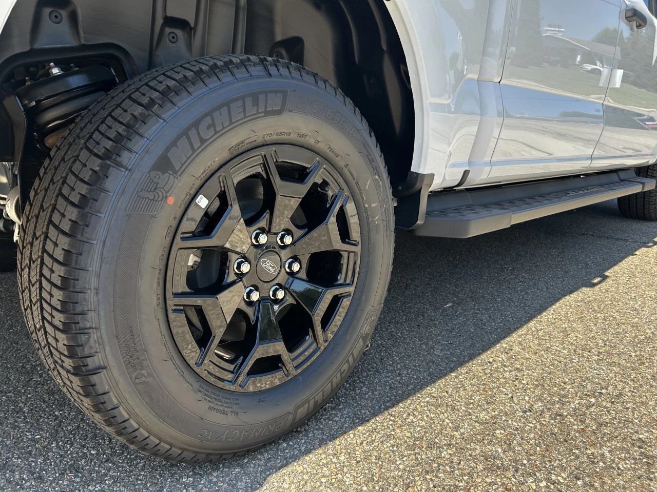 2025 Ford F-150 Lightning XLT https://www.st-norbertford.com/resize/b990ff35b810a3abc0cc817b2ca24889-1