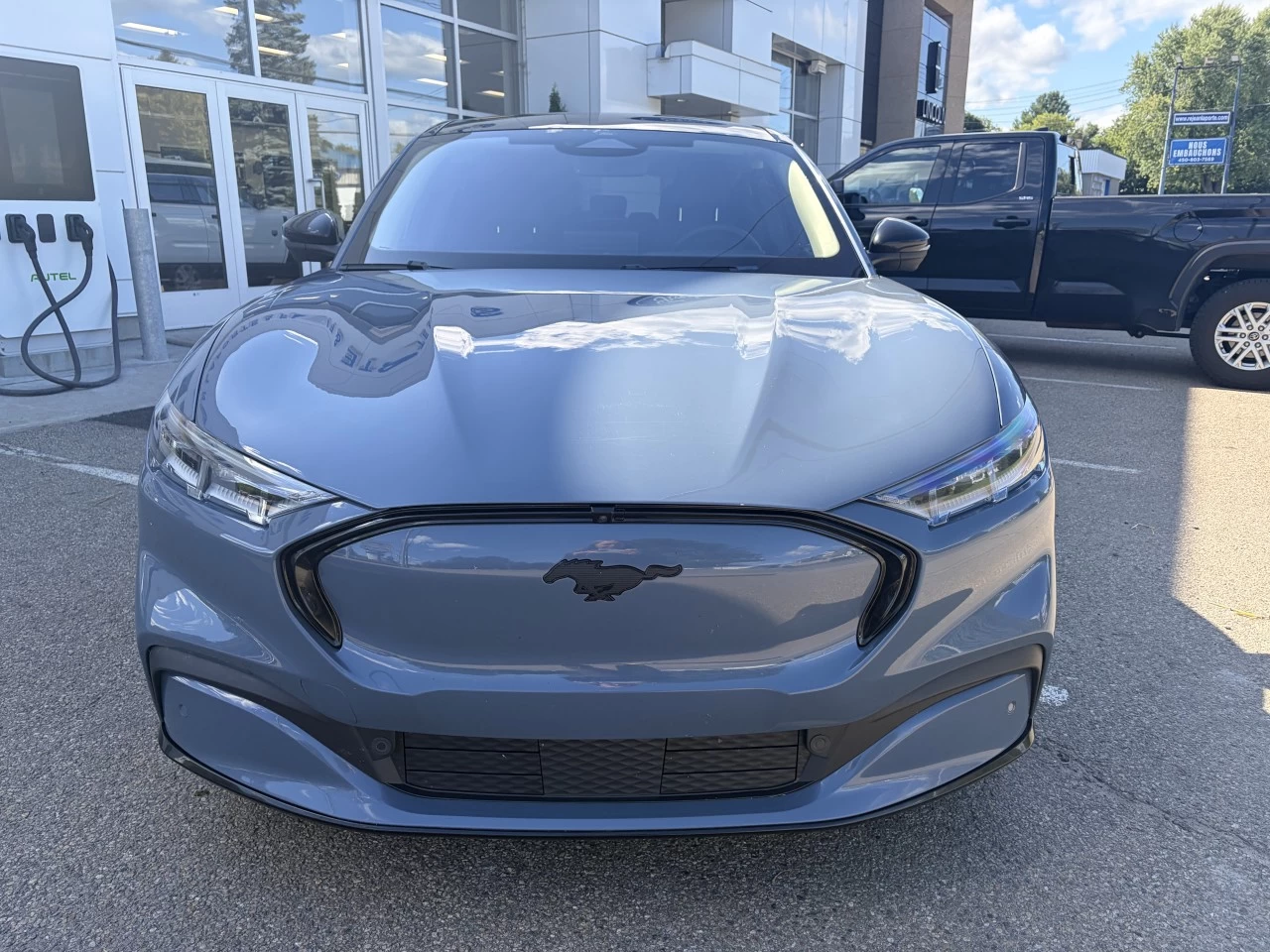 2023 Ford Mustang Mach-E PREMIUM TOIT PANORAMIQUE EXTENDED BATTERY ENSEMBLE NITE PONY https://www.st-norbertford.com/resize/b990ff35b810a3abc0cc817b2ca24889-1