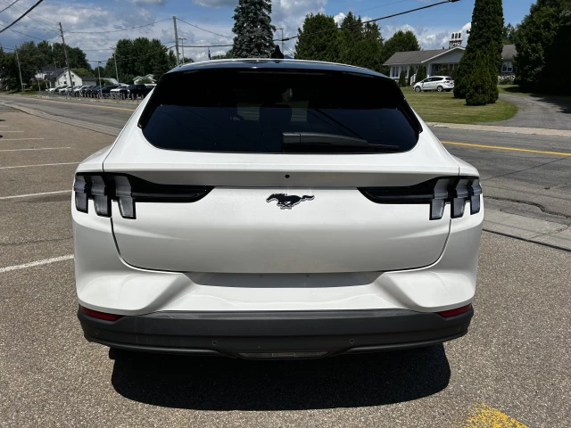 Ford Mustang Mach-E SELECT AWD 2024
