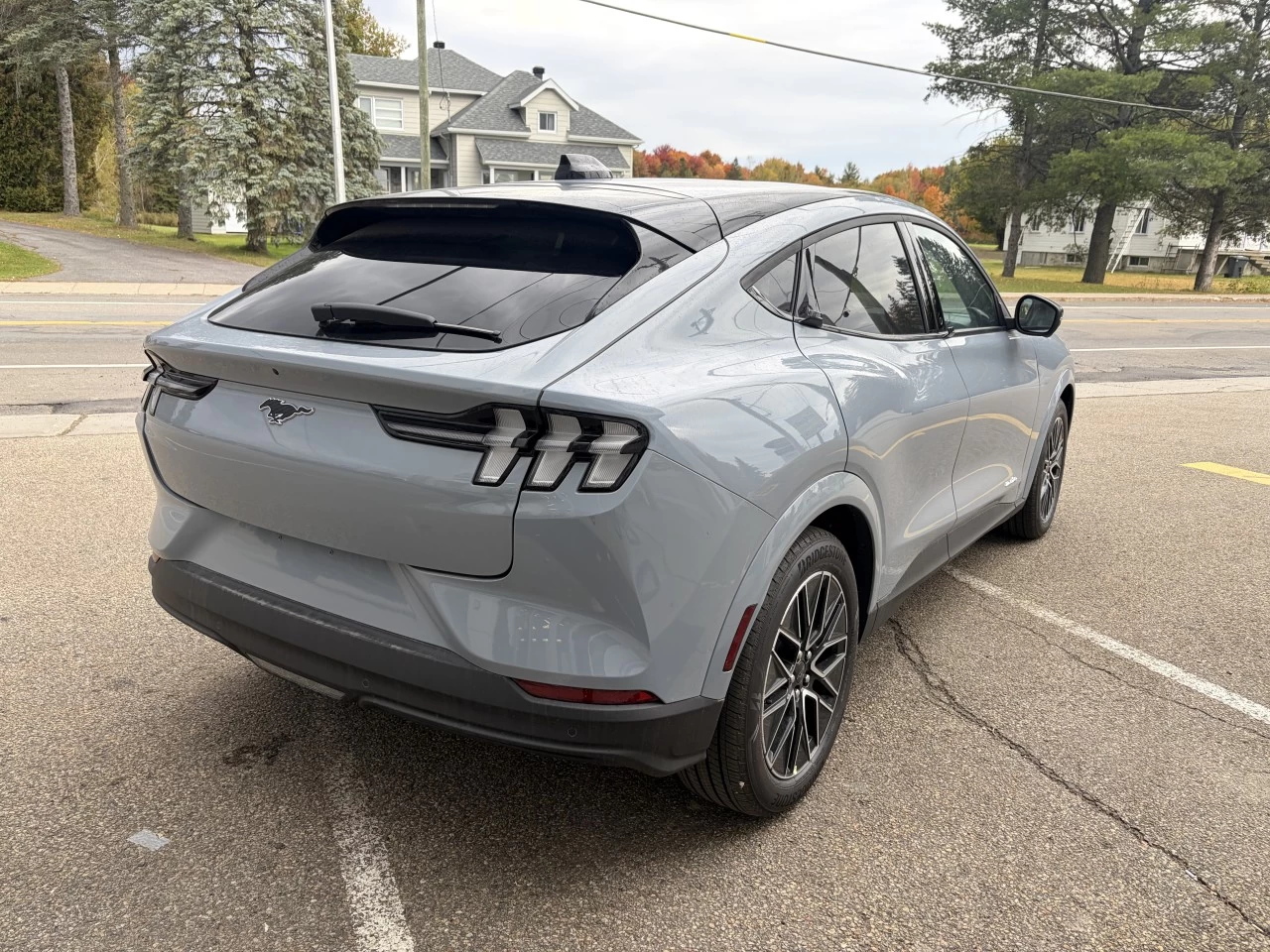 2026 Ford Mustang Mach-E PREMIUM https://www.st-norbertford.com/resize/b990ff35b810a3abc0cc817b2ca24889-1