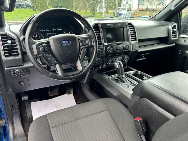 2017 Ford F-150 XLT Main Image