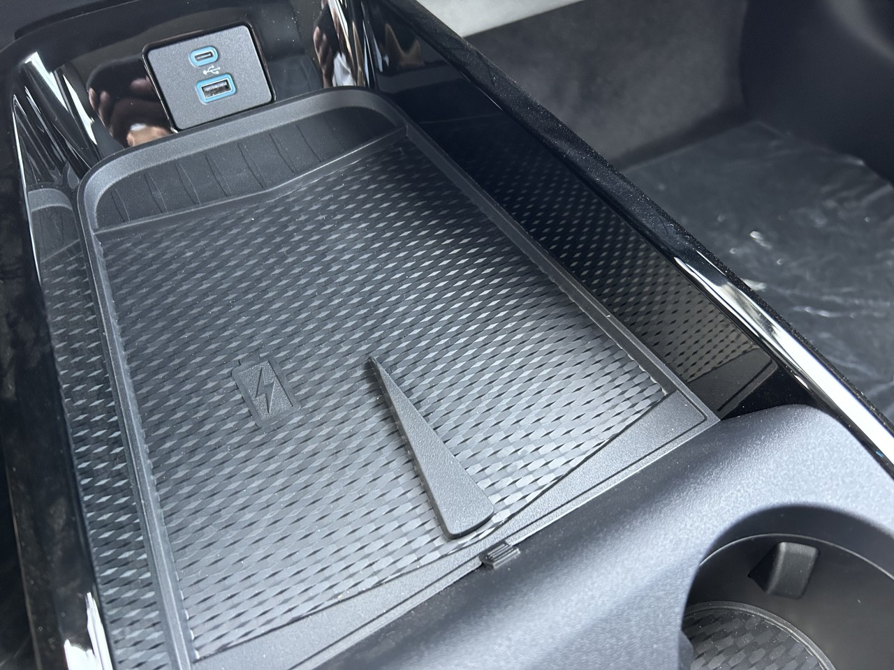 2024 Ford Mustang Mach-E Select AWD Main Image