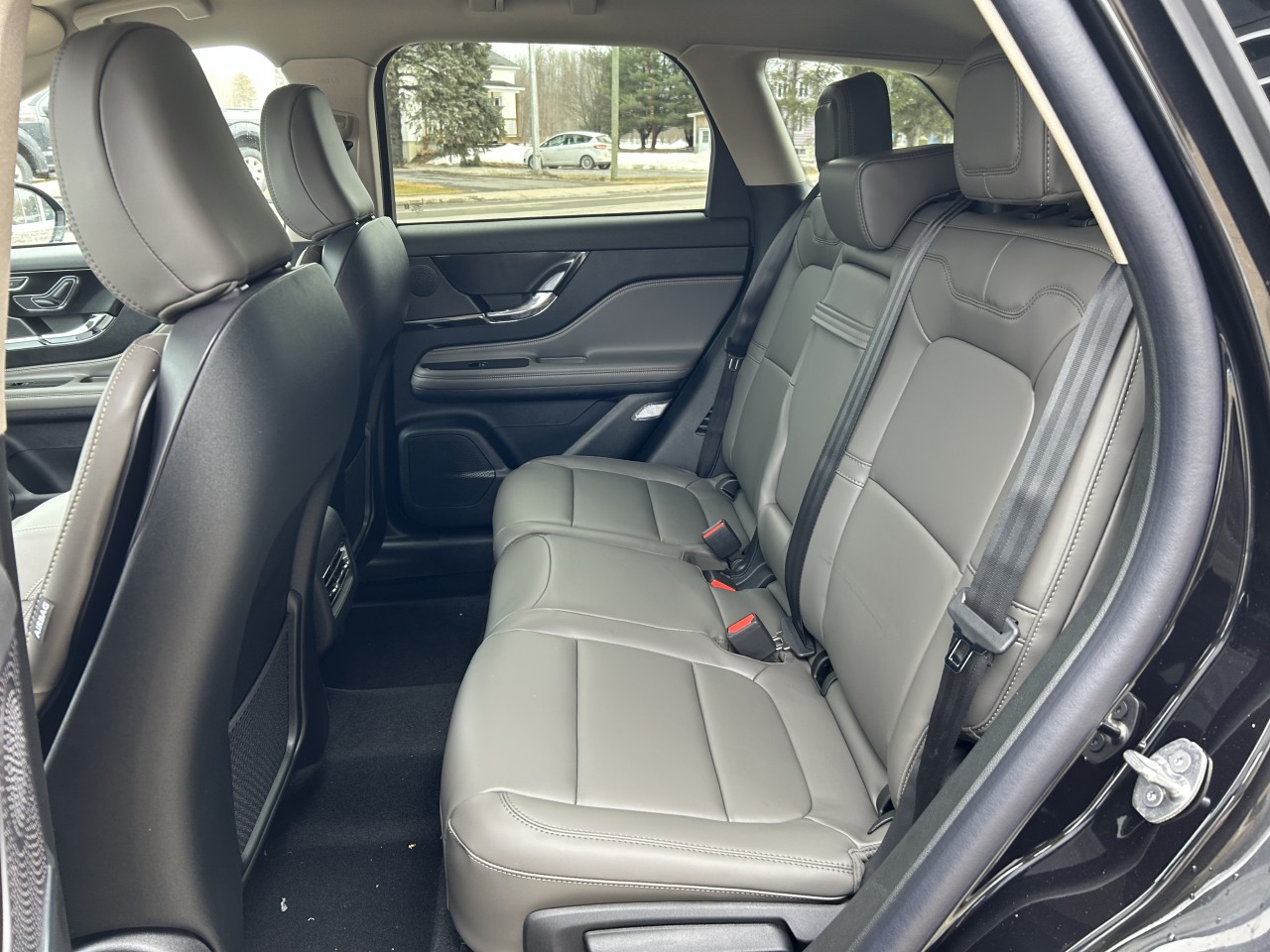 2025 Lincoln Corsair Premiere Main Image