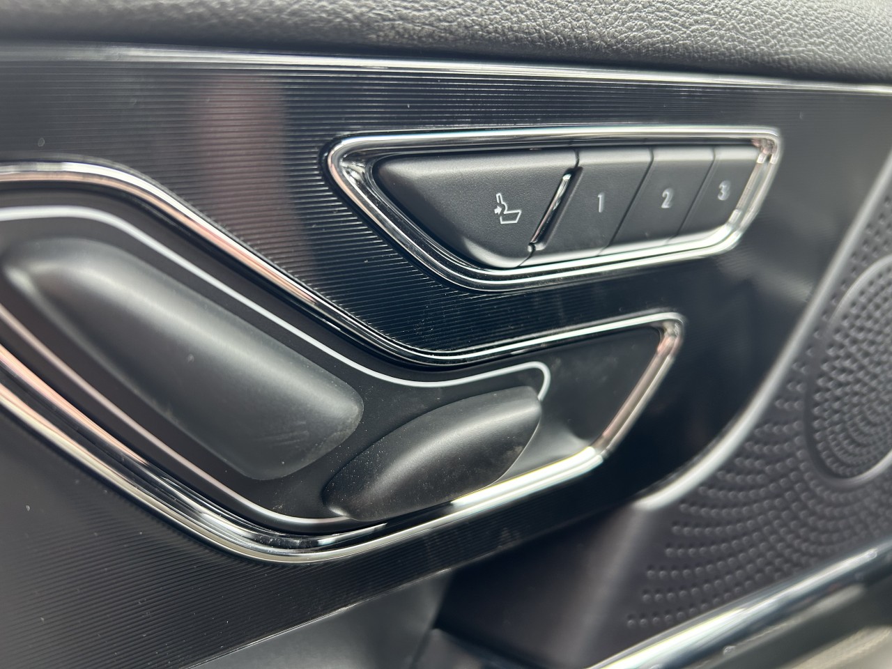 2025 Lincoln Corsair Premiere Main Image