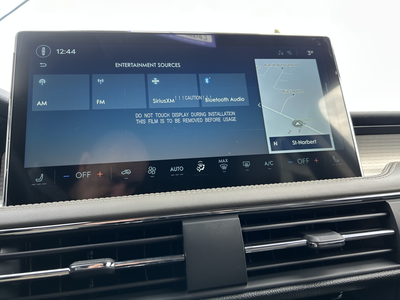 2025 Lincoln Corsair Premiere Main Image