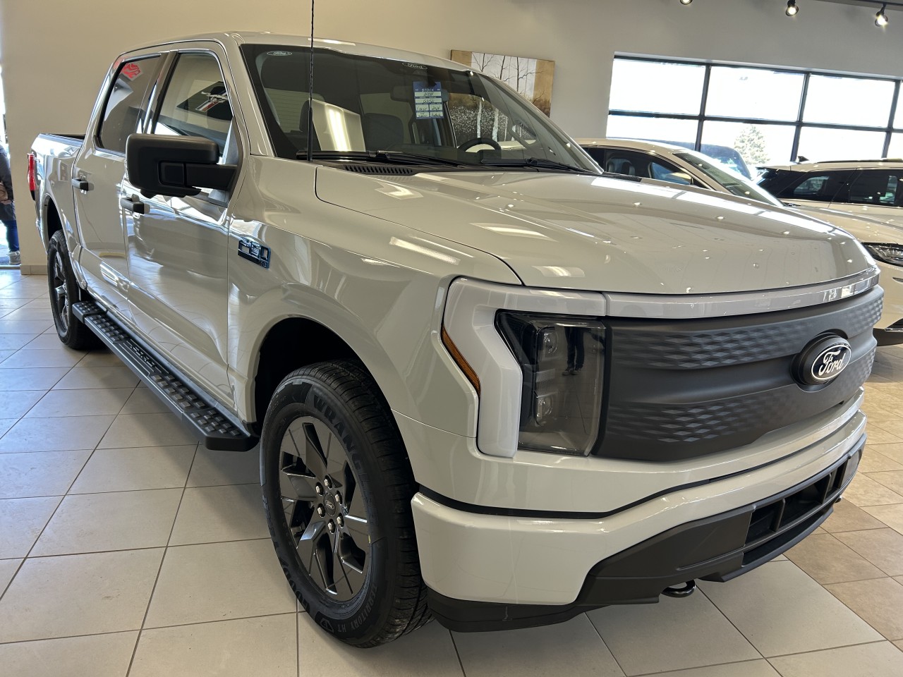 Ford 2024 F-150 Lightning XLT