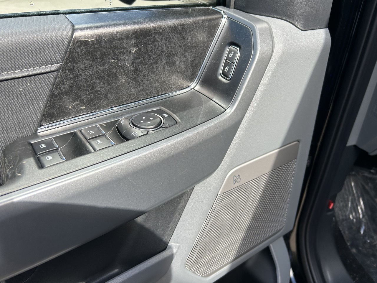 2025 Ford F-150 Lightning Flash 4WD Main Image