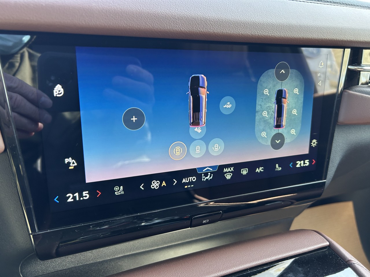 2025 Lincoln Navigator L Reserve Main Image