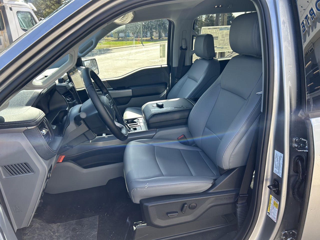 2025 Ford F-150 Lightning FLASH Main Image