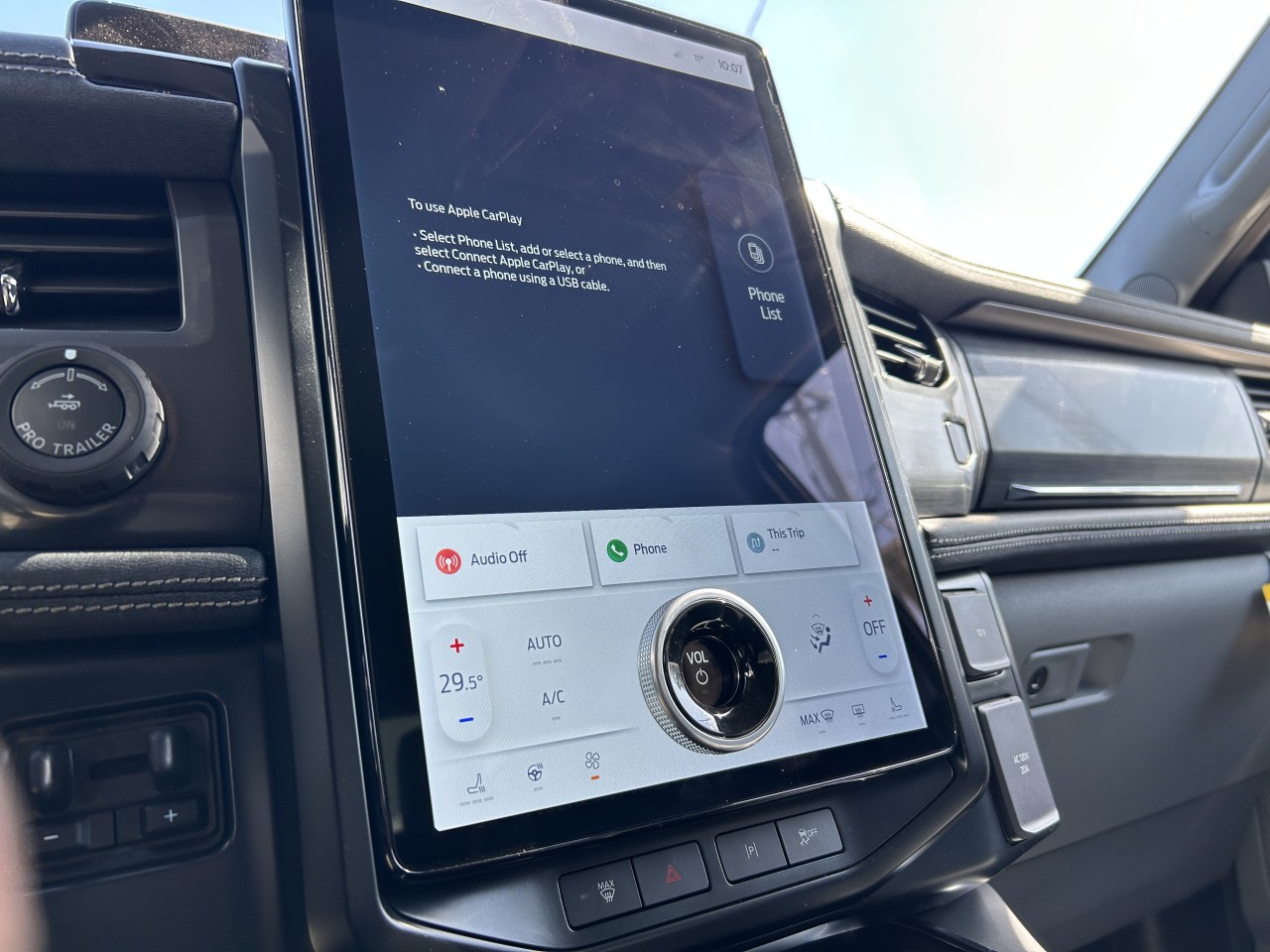 2025 Ford F-150 Lightning FLASH Main Image