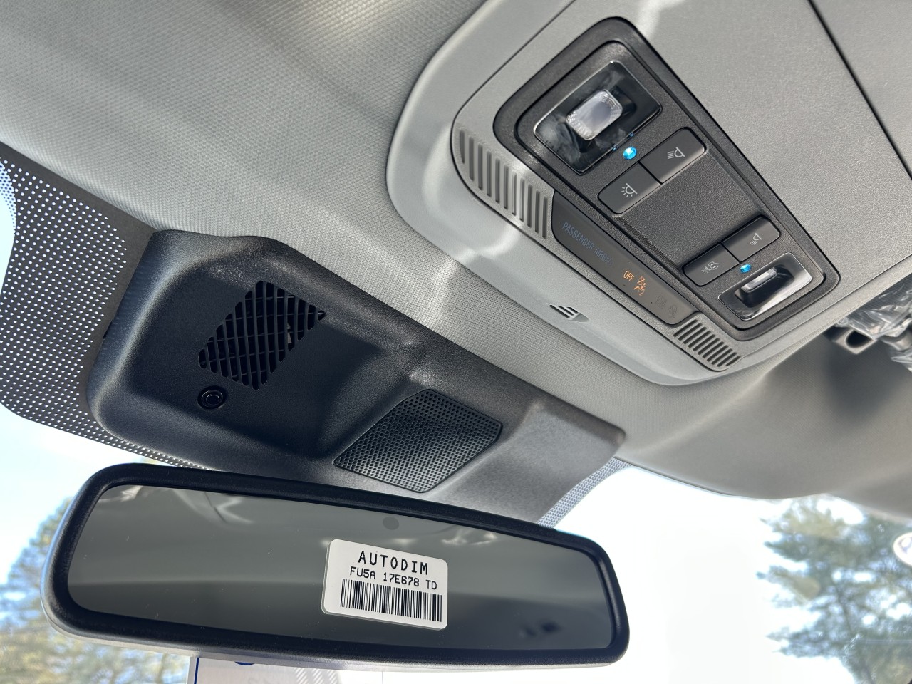 2025 Ford F-150 Lightning FLASH Main Image
