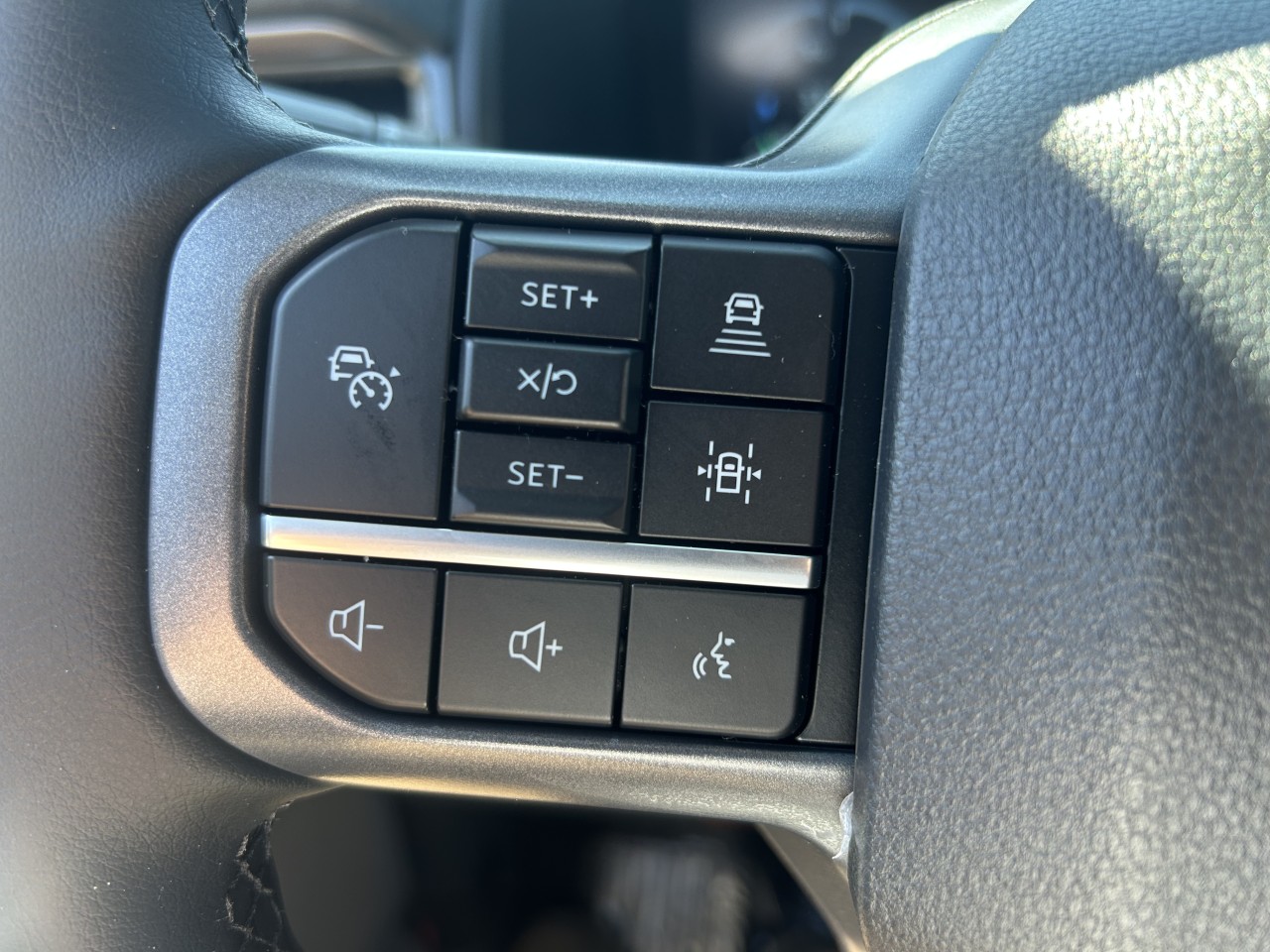 2025 Ford F-150 Lightning FLASH Main Image