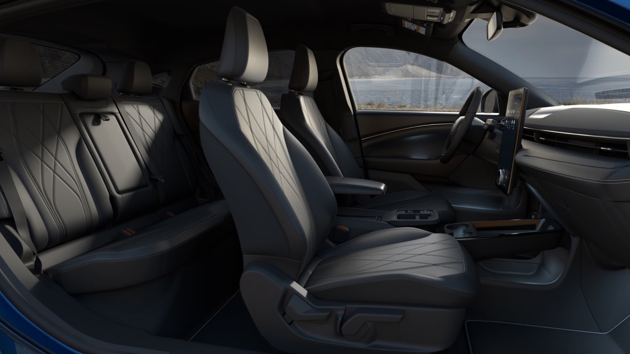 2025 Ford Mustang Mach-E SELECT AWD Main Image