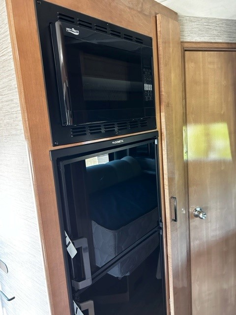 2020 Mercedes-Benz Cabine chÂssis Sprinter 3500XD Standard Roof V6 170" Main Image
