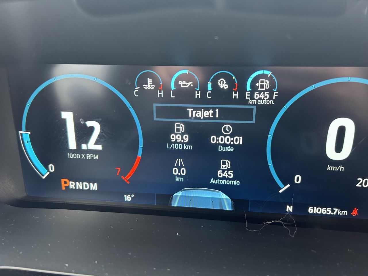 2022 Ford F-150 LARIAT Main Image
