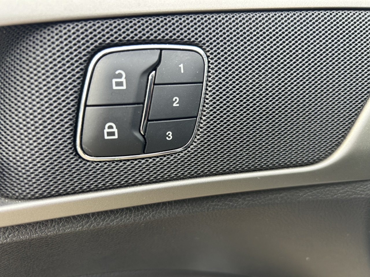 2013 Ford Fusion SE Main Image