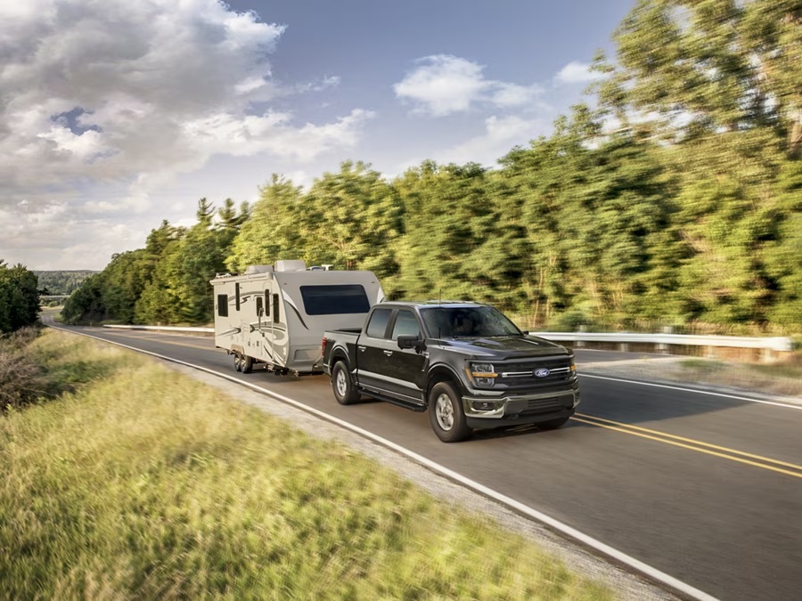 2025 Ford F-150 XLT Main Image