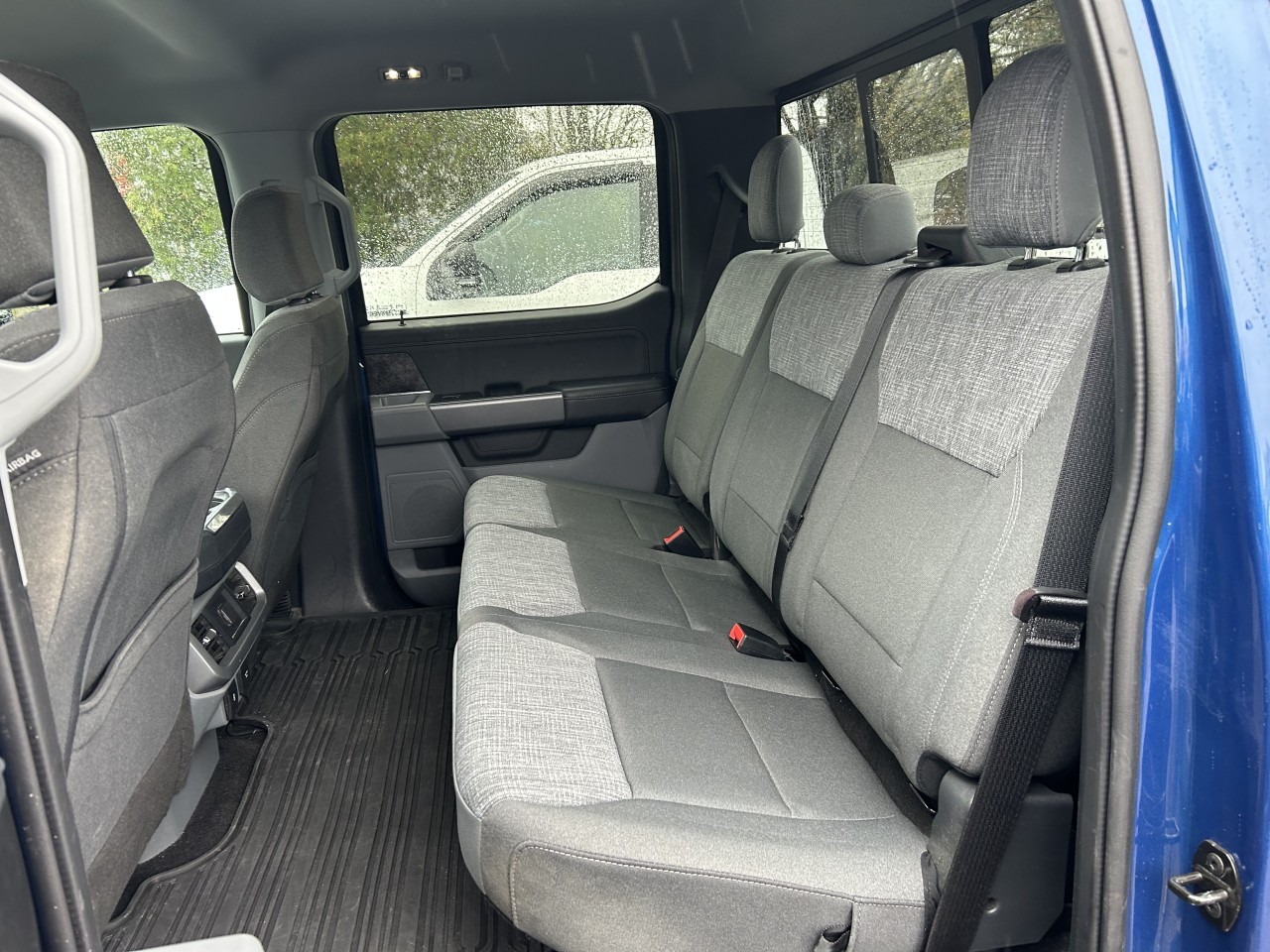 2022 Ford F-150 XLT Main Image