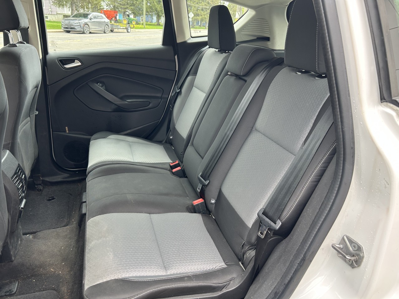 2017 Ford C-Max Énergie SE Main Image
