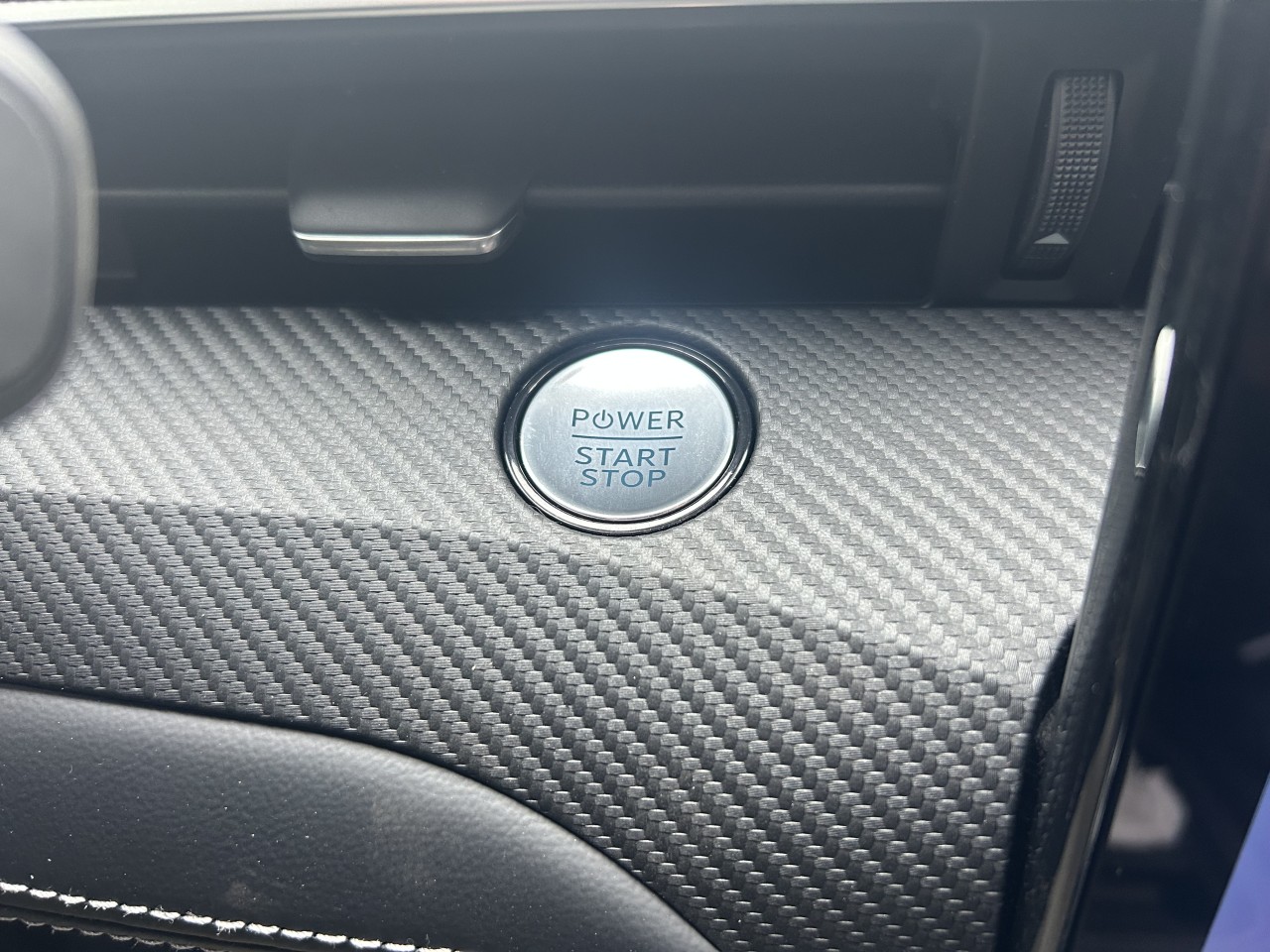 2025 Ford Mustang Mach-E SELECT AWD Main Image