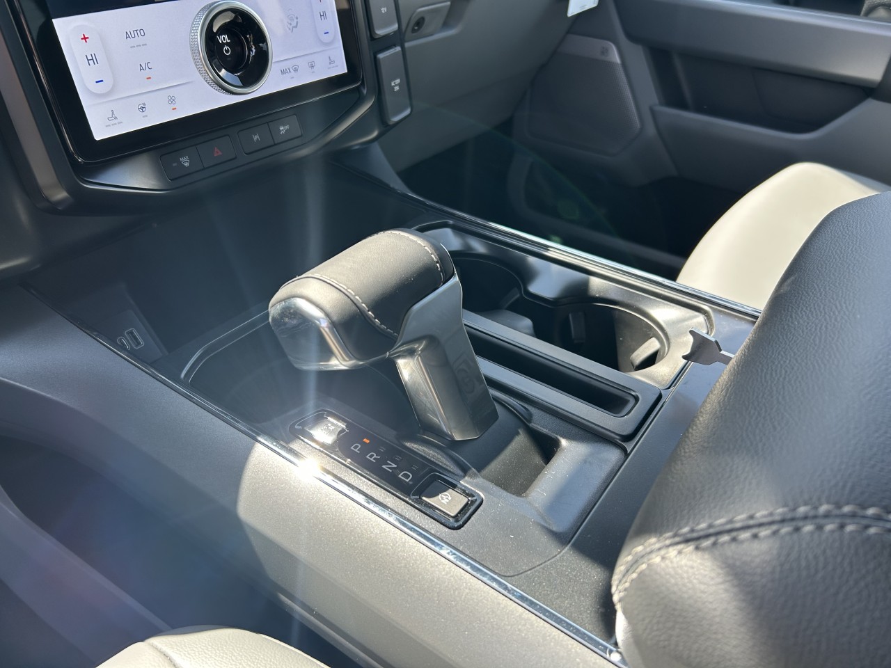 2025 Ford F-150 Lightning FLASH Main Image