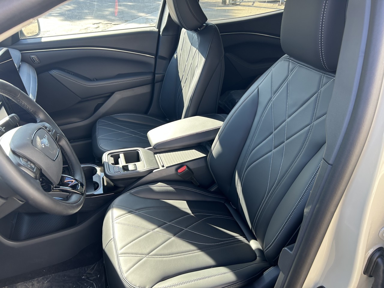 2025 Ford Mustang Mach-E Select AWD Main Image