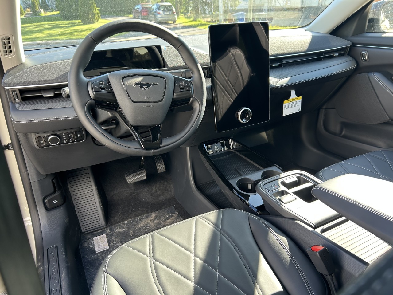 2025 Ford Mustang Mach-E Select AWD Main Image