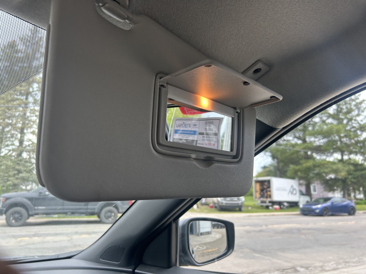 2019 Nissan Kicks SV Main Image