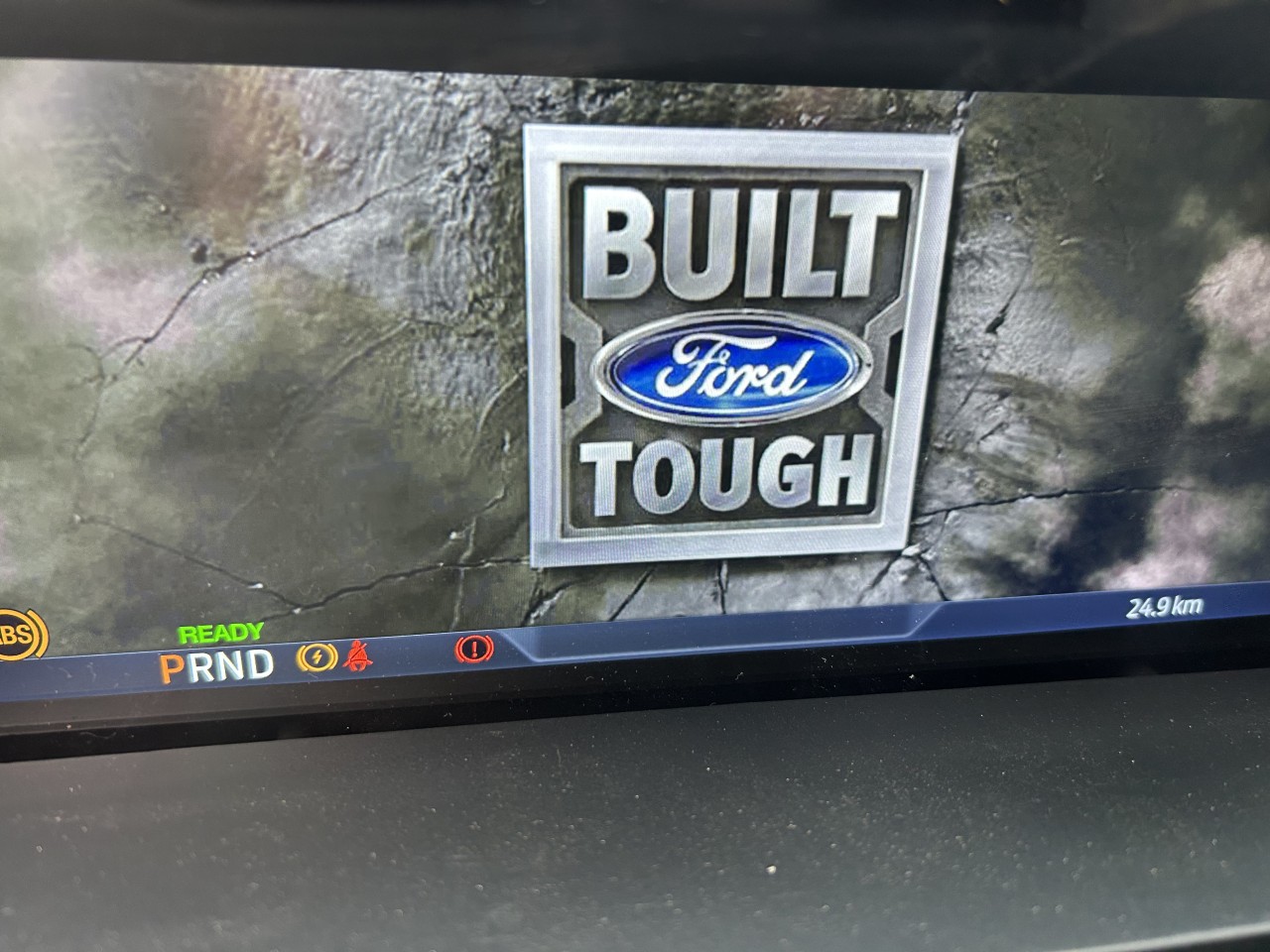 2025 Ford F-150 Lightning LARIAT Main Image