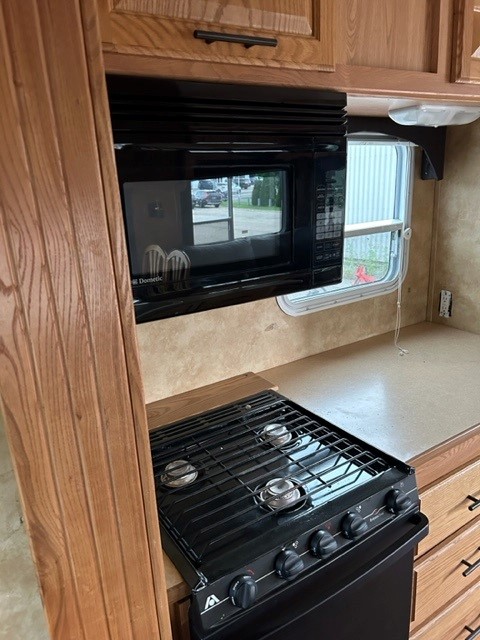2005 Keystone Challenger TPK32 KEYSTONE CHALLENGER 32TKP Main Image