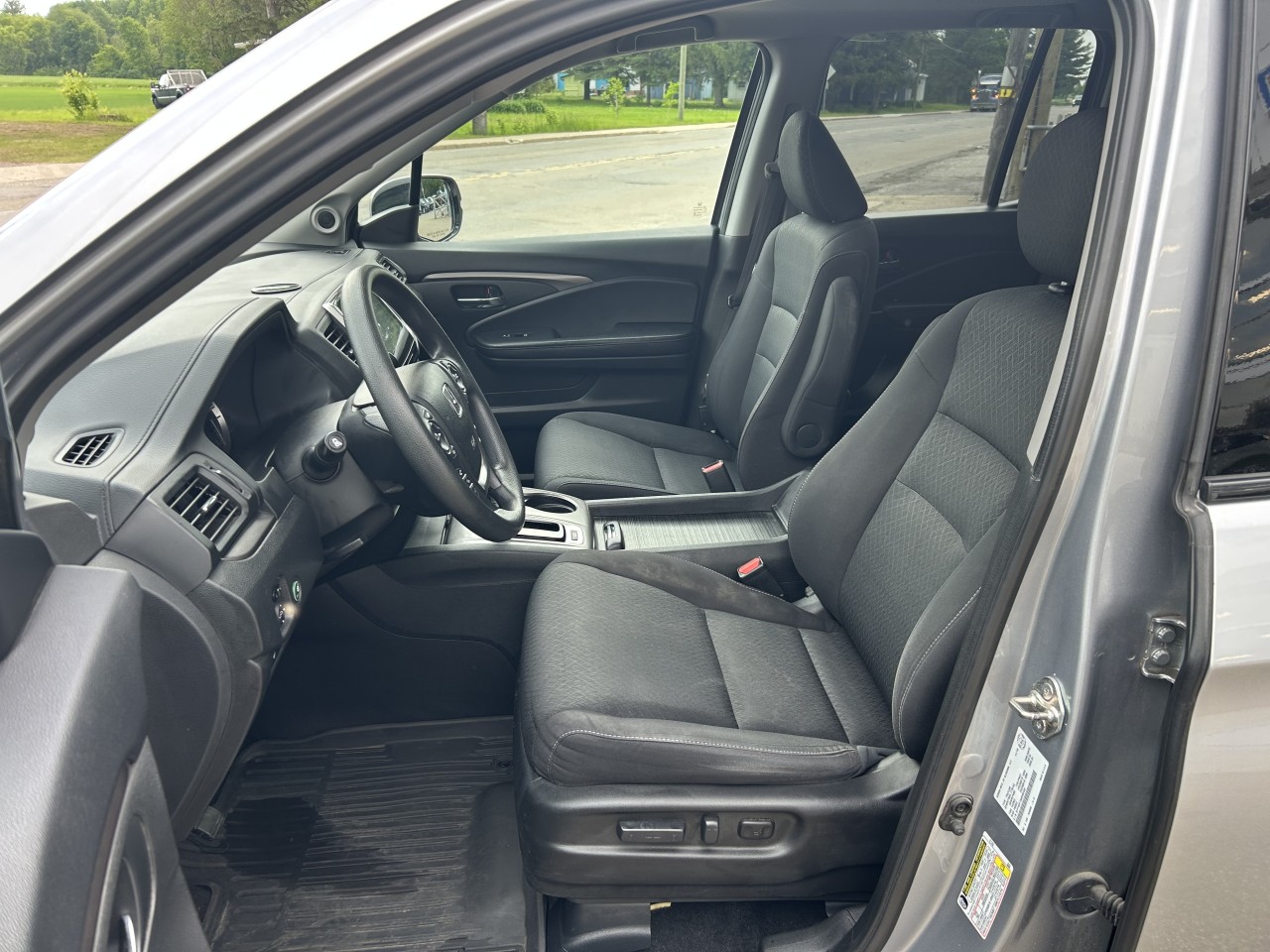 2019 Honda Ridgeline Sport Main Image