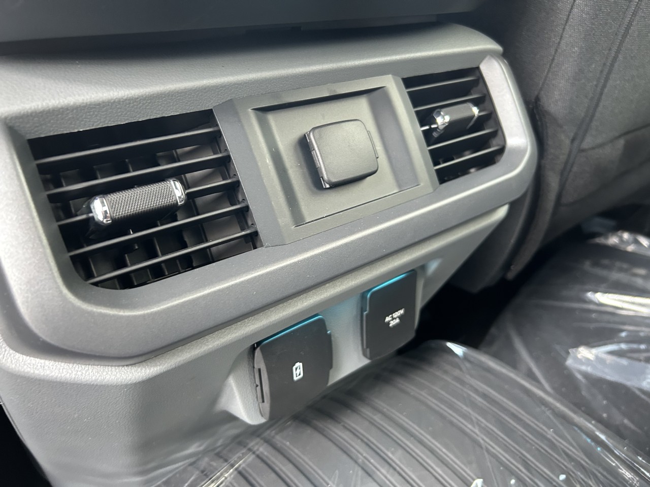 2025 Ford F-150 Lightning XLT Main Image