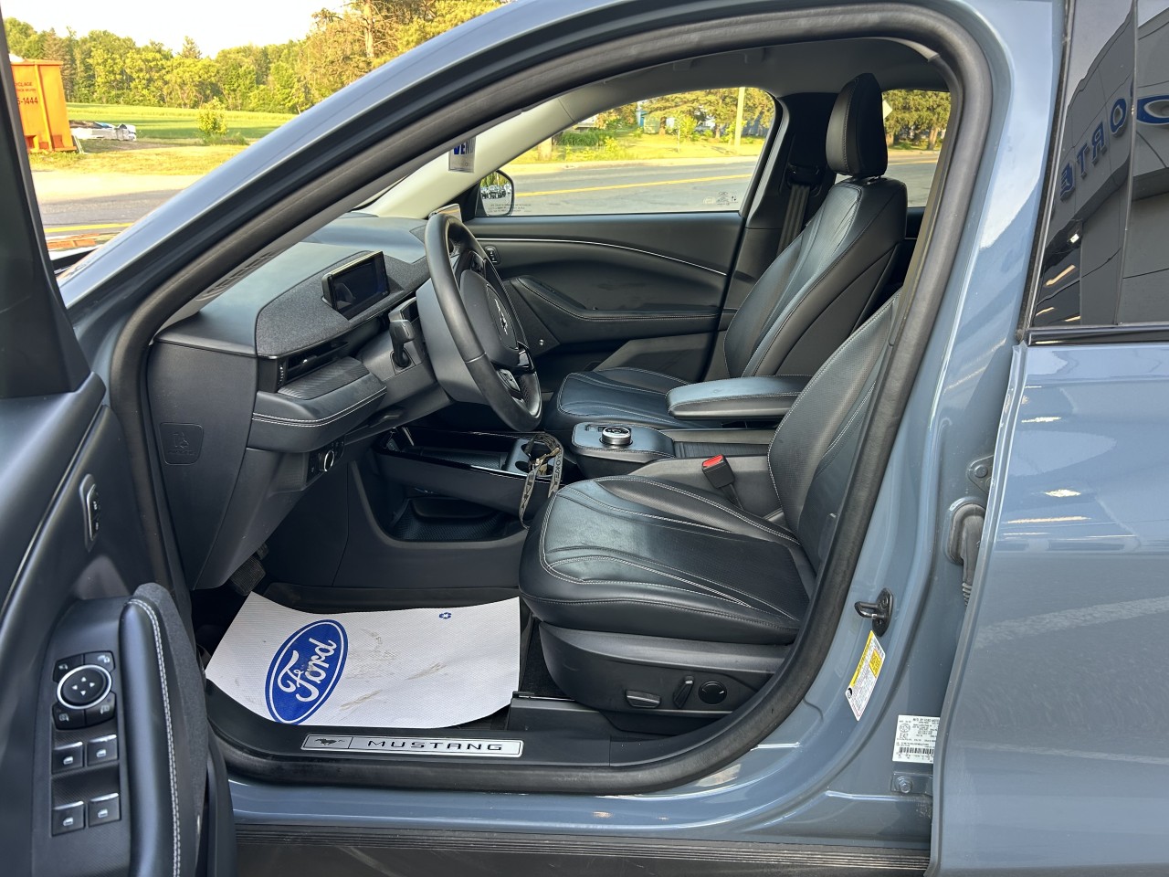 2023 Ford Mustang Mach-E Premium X-Range Main Image