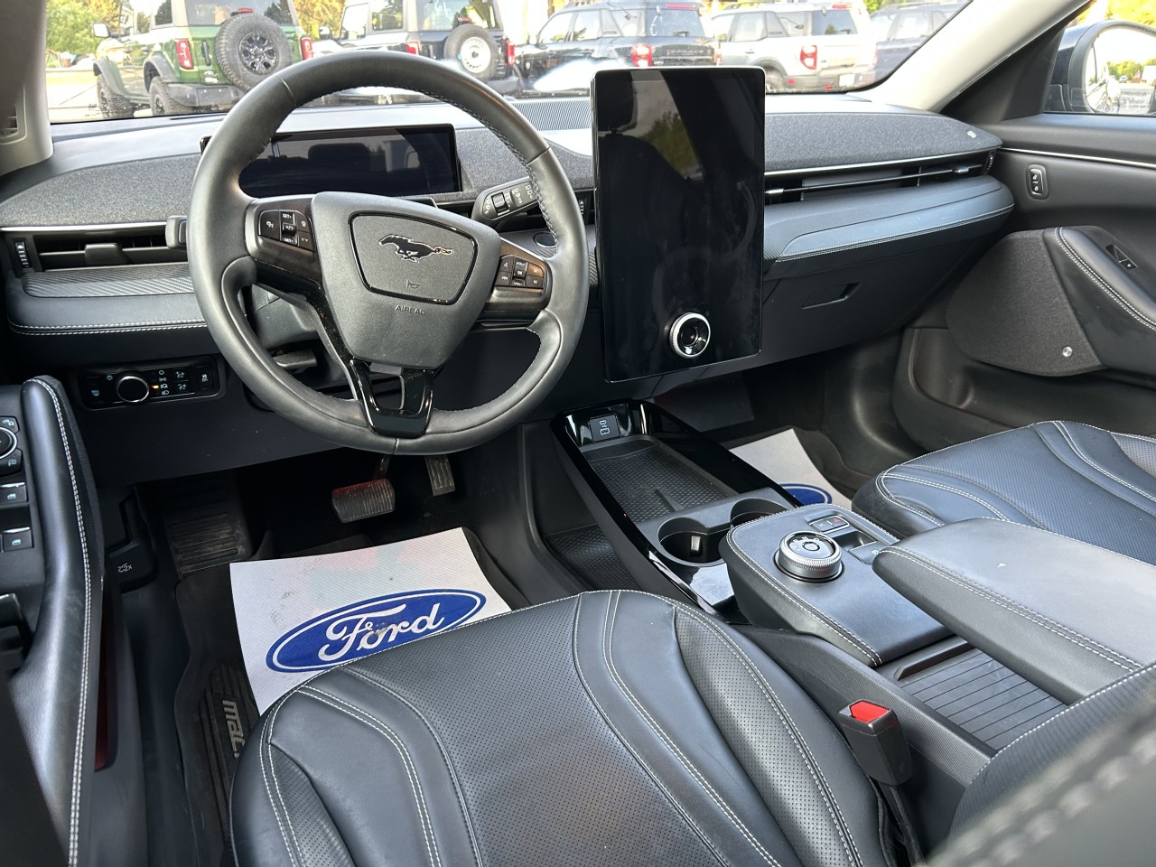 2023 Ford Mustang Mach-E Premium X-Range Main Image