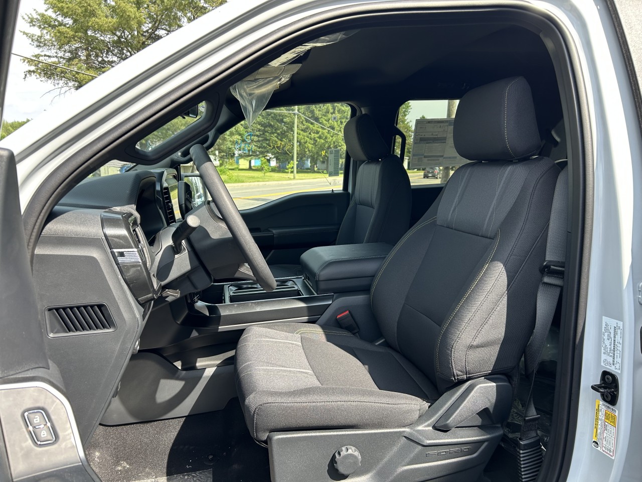 2025 Ford F-150 STX Main Image