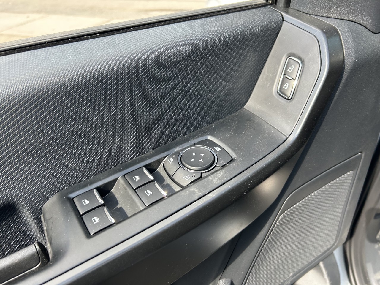 2025 Ford F-150 STX Main Image