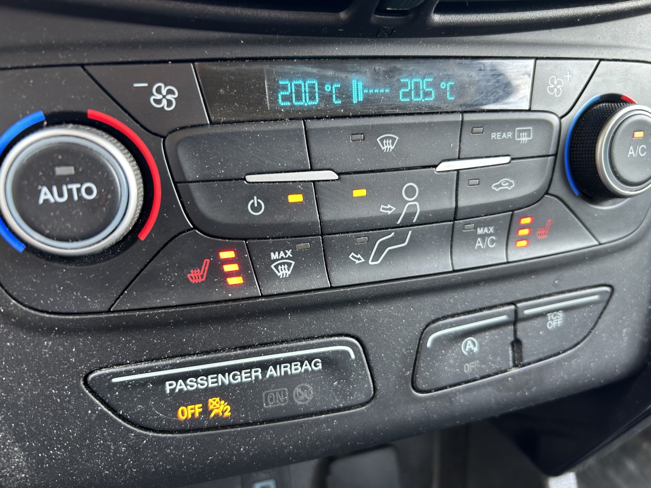 2019 Ford Escape SEL AWD Main Image