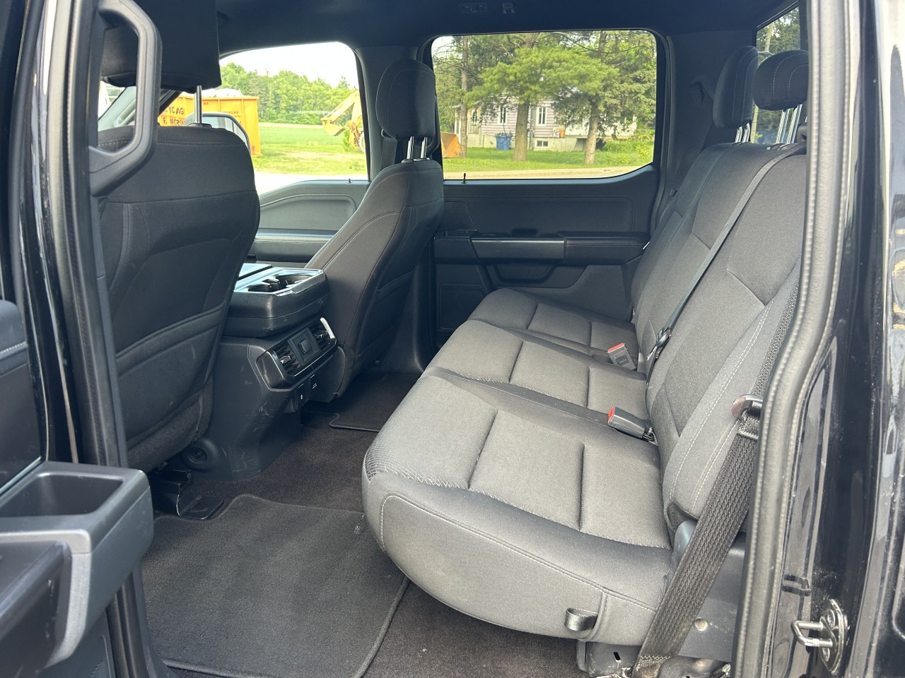 2021 Ford F-150 XLT Main Image