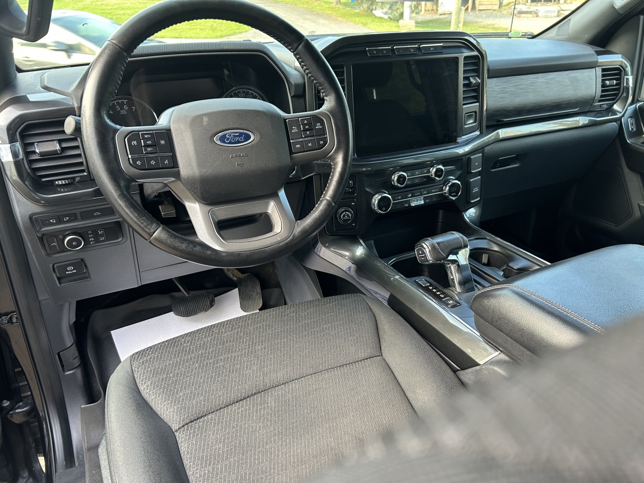 2021 Ford F-150 XLT Main Image