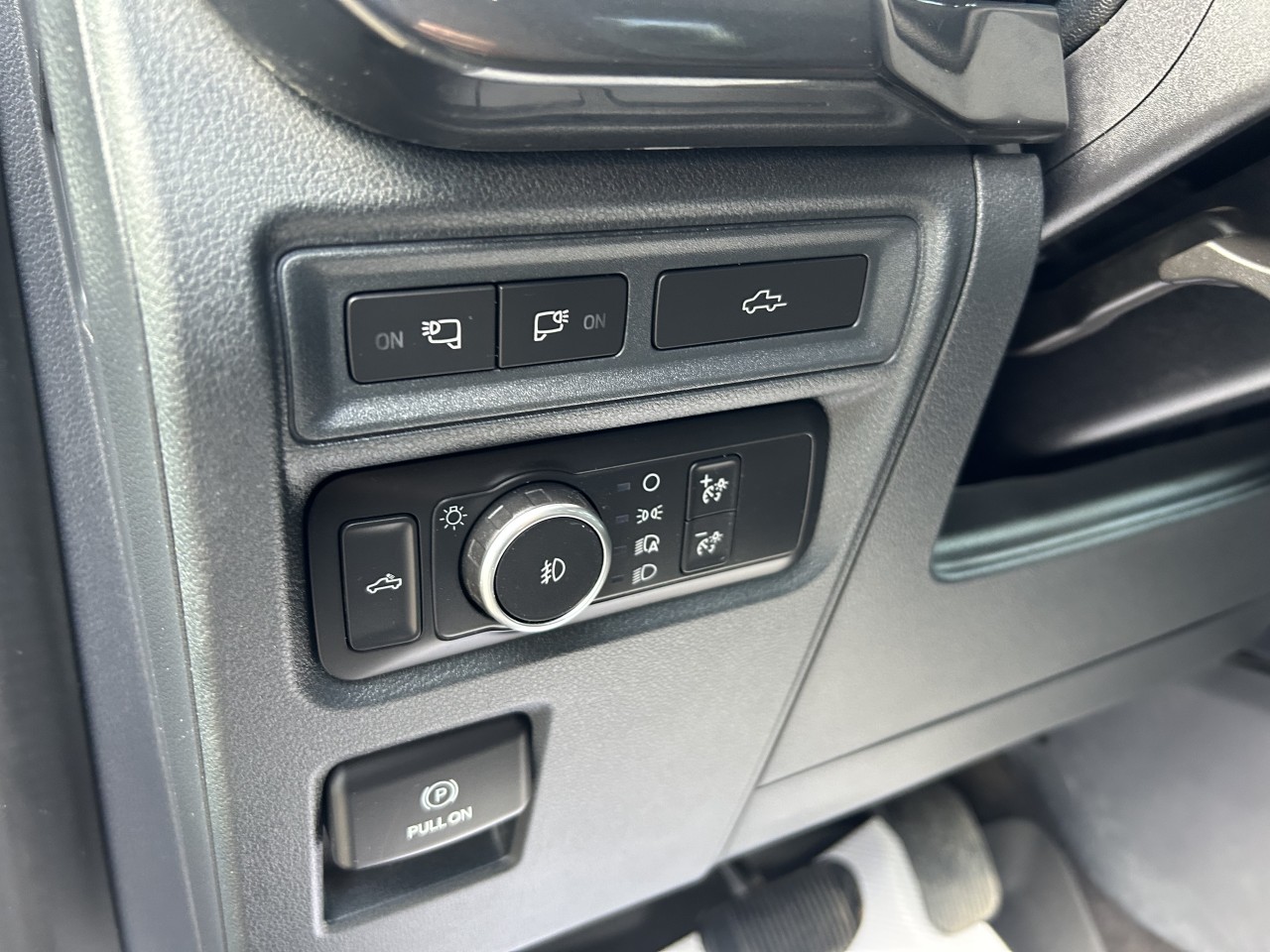 2021 Ford F-150 XLT Main Image