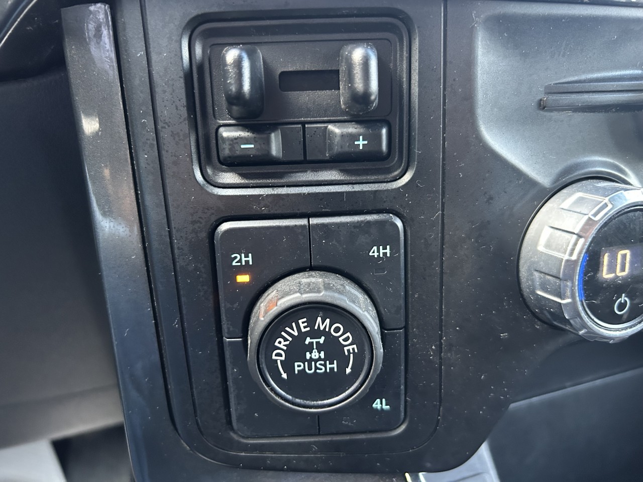 2021 Ford F-150 XLT Main Image