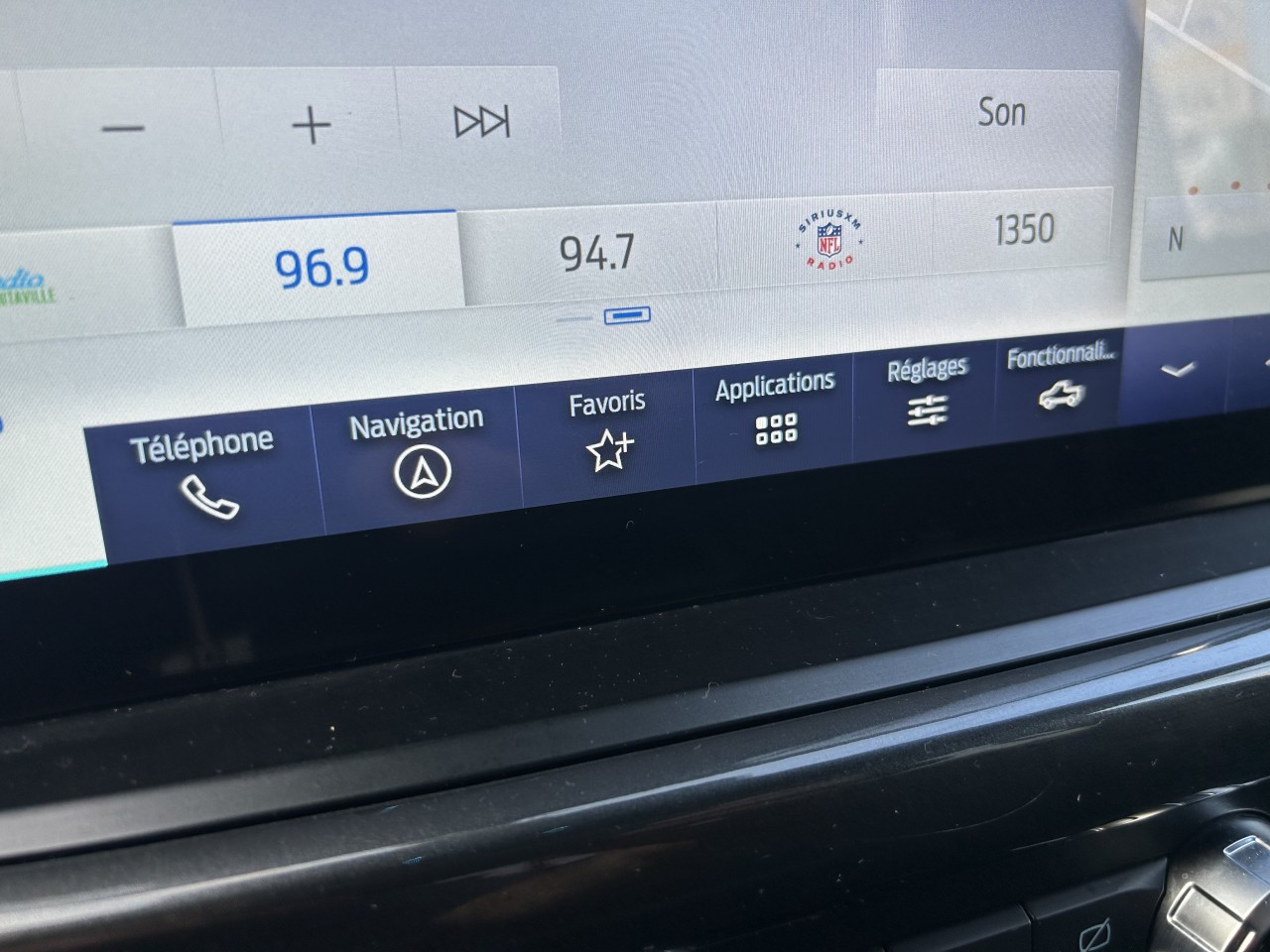 2021 Ford F-150 XLT Main Image